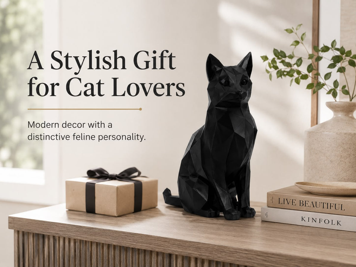 3D Printed Low Poly Cat Figurine, Modern Cat Sculpture, Black Home Decor